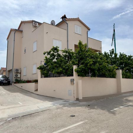 חוואר Hvar Apartments Felix מראה חיצוני תמונה