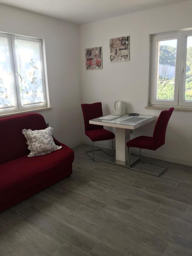 חוואר Hvar Apartments Felix מראה חיצוני תמונה