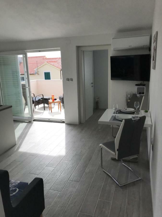 חוואר Hvar Apartments Felix מראה חיצוני תמונה