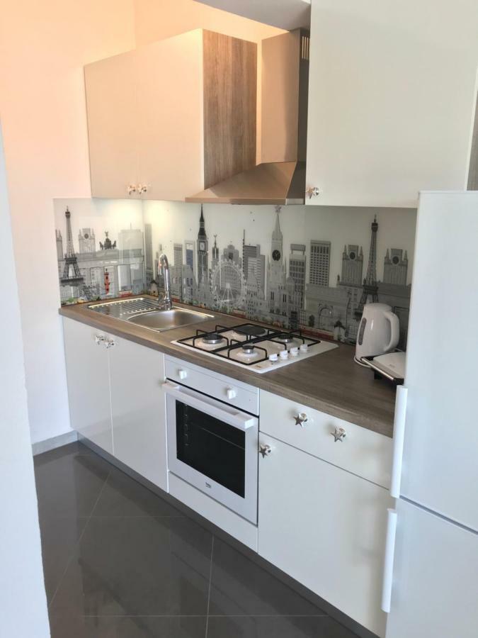 חוואר Hvar Apartments Felix מראה חיצוני תמונה